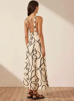 Shona Joy Cecelia Plunged Dress Print Size 8 for rent on The Volte - image 4