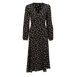 Réalisation Par The Violette Black & White Spot Size S/Au 8 for rent on The Volte - image 2