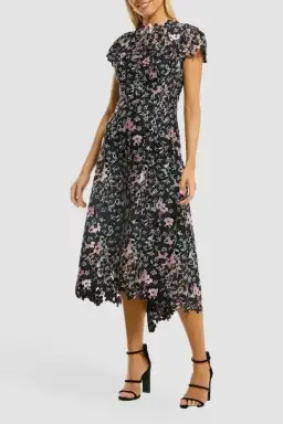 Moss and Spy Birdy Dress in Floral Size 16 for rent on The Volte - image 2