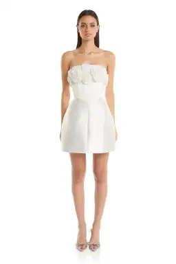 Eliya The Label Tehanni Dress White Size 6 for rent on The Volte - image 1