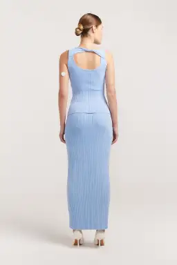 Henne Romee Set Blue Size 8 for rent on The Volte - image 2