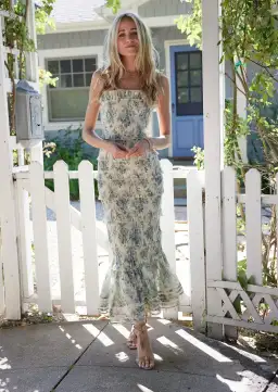 V. Chapman The Geranium Dress in Blue Bouquet Size AU 6