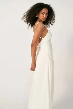 Sovere Georgia Maxi Dress White Size 8 for rent on The Volte - image 5