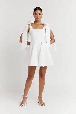 Dissh Aisle Linen Bow Mini Dress White Size 6 for rent on The Volte - image 1