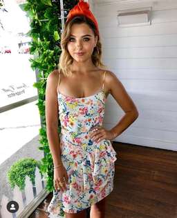 By Johnny Floral Waves mini size 6