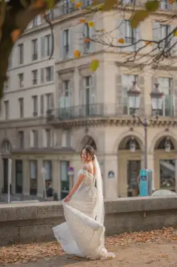 1939 Bridal Off Shoulder Embellished Lace Wedding Dress White Size 8 for rent on The Volte - image 3