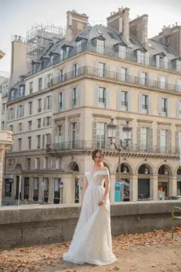 1939 Bridal Off Shoulder Embellished Lace Wedding Dress White Size 8 for rent on The Volte - image 1