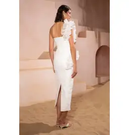 Eliya The Label Vanuatu Dress in White Size XS / AU 6 for rent on The Volte - image 2