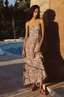 Faithfull the Brand Sorsal Midi Dress Print Size 8 for rent on The Volte - image 2