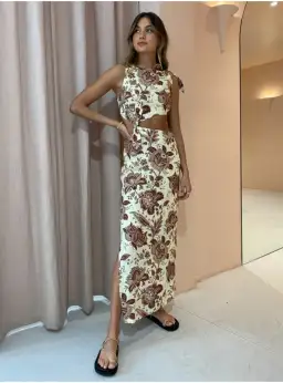 Sir The Label Rei Knot Midi Dress Citrus Lilium Print Size AU 8 for rent on The Volte - image 2