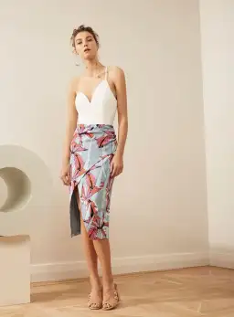 C/MEO Collective "Hold On Mist" Floral Pencil Skirt Size 6 for rent on The Volte - image 2