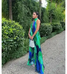 L’Idee Opera Gown Capri Green Size 8 for rent on The Volte - image 4