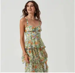 Astr Midsummer Floral Tiered Maxi Dress Size 10 for rent on The Volte - image 4
