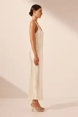 Shona Joy Plunged Midi Dress Cream Size 8 for rent on The Volte - image 3