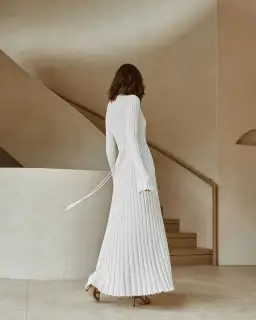 Dissh Reign Sleeved Knit Dress White Size 10 for rent on The Volte - image 3