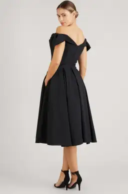 Tilly Prom Dress Black Size AU 6 for rent on The Volte - image 3