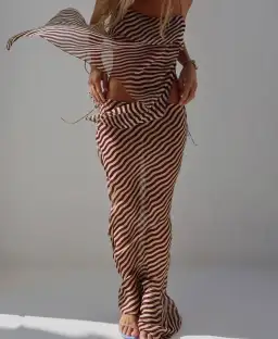 Rat & Boa Assisi Set Print Size 8  for rent on The Volte - image 4