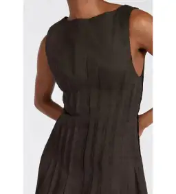 Dissh Mana Bitter Choc Linen Midi Dress Bitter Chocolate Size AU 10 for rent on The Volte - image 2