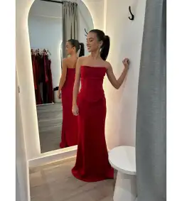 HNTR the label Louie Gown Wine Size S / AU 8 for rent on The Volte - image 3
