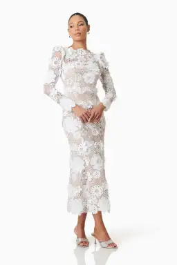Elliatt Autumn Long Sleeve Midi Dress in White Size 10 for rent on The Volte - image 5