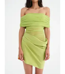 Benni Nico Off Shoulder Mini Dress in Apple Size AU 10 for rent on The Volte - image 3