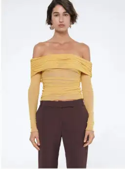 Benni Yasmin Off Shoulder Top Mustard Size 10