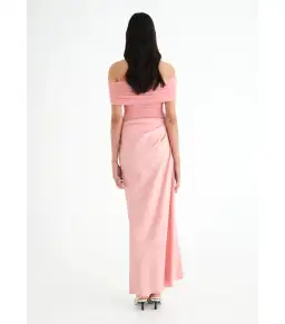 Benni Yasmin Off-Shoulder Maxi Dress Candy Floss Size AU 6 for rent on The Volte - image 3