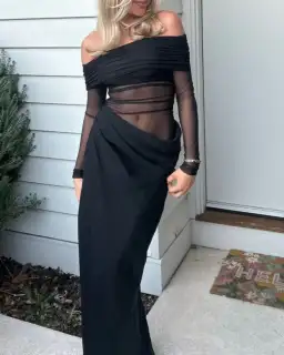 Benni Yasmin Off-Shoulder Maxi Dress Black Size 8 for rent on The Volte - image 3