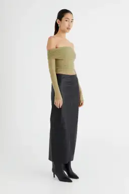 Benni Yasmin Off Shoulder Top in Pistachio Green Size S / AU 8 for rent on The Volte - image 2