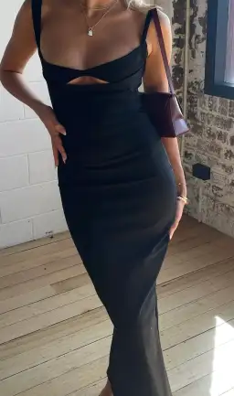 Madison Grace The Bianco Maxi Dress Black Size AU 8 for rent on The Volte - image 3