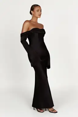 Meshki Giselle Off Shoulder Maxi Dress Black Size 8 for rent on The Volte - image 2
