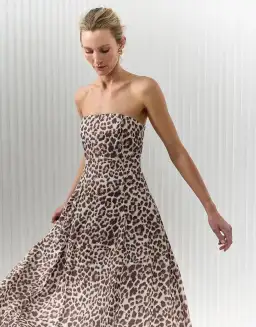 Kivari Reese Maxi Dress Print Size 10 for rent on The Volte - image 5