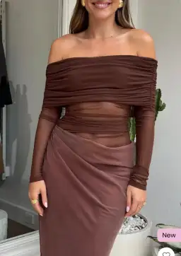 Benni - Yasmin off shoulder Maxi Dress in Chocolate - Size 10 for rent on The Volte - image 2