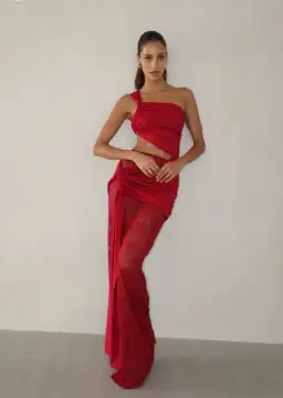 Deconduarte RTW Berry Paradiso Red Lace Maxi Size 6