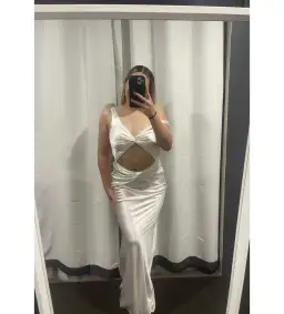 Natalie Rolt Tamika Gown White Size 1/AU 8 for rent on The Volte - image 2