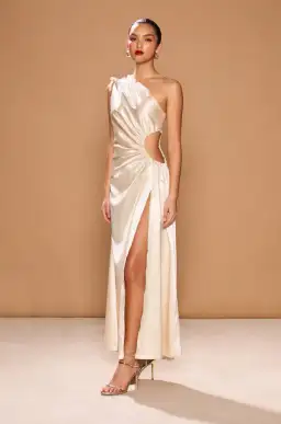 Sonya Moda Ocean Pearl Maxi Dress White Size 10 for rent on The Volte - image 1