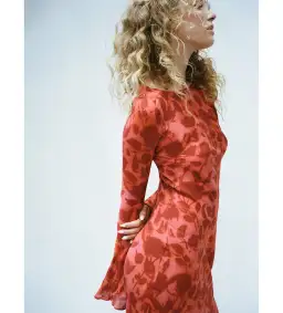 Realisation Par The Gia in Havana Size S/AU 8 for rent on The Volte - image 3