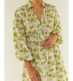 Palm Noosa Noddy Belted Shirt Dress in Green Palms Size 10 for rent on The Volte - image 4