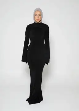 Alaía Muse Luna Pearl Sleeve Maxi Dress Black Size S / AU 8 for rent on The Volte - image 5