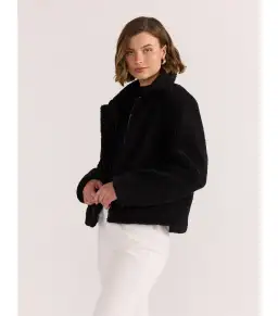 Staple The Label Tate Sherpa Jacket Black Size 8/S for rent on The Volte - image 3