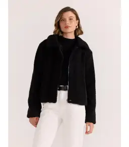 Staple The Label Tate Sherpa Jacket Black Size 8/S for rent on The Volte - image 2