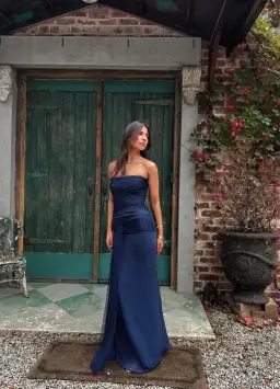 Vintage Vera Wang Gown in French Navy Size 8