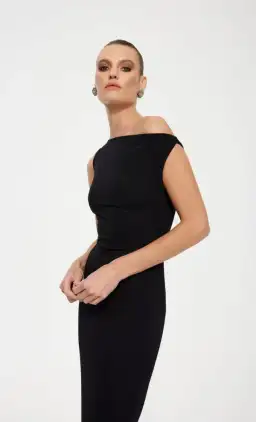 Effie Kats Inaya Gown Black Size 6 for rent on The Volte - image 2