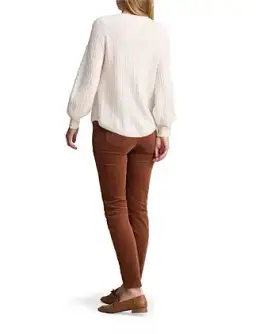 Blue Illusion Cashmere Blouson Sleeve Jumper Cream Size 20/3XL for rent on The Volte - image 3