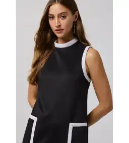 Chelsea St Chelsea Mini in Black with White Piping Size S / AU 8 for rent on The Volte - image 4