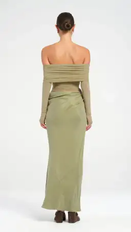 Benni Yasmin Off Shoulder Maxi Dress in Pistachio Size AU 8 for rent on The Volte - image 3