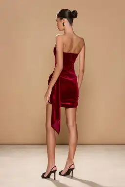 Sonya Moda Seraphina Mini Dress Red Size 8  for rent on The Volte - image 2