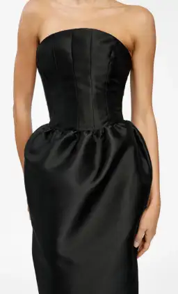 Effie Kats Lilia Dress Size 6 for rent on The Volte - image 5