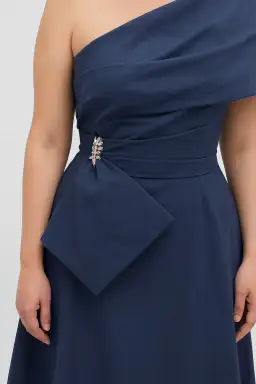 Rachel Gilbert Archer Gown Navy 6/AU18 for rent on The Volte - image 4