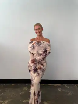 Elle Zeitoune Paige Watercolour Bloom Size 10 for rent on The Volte - image 2